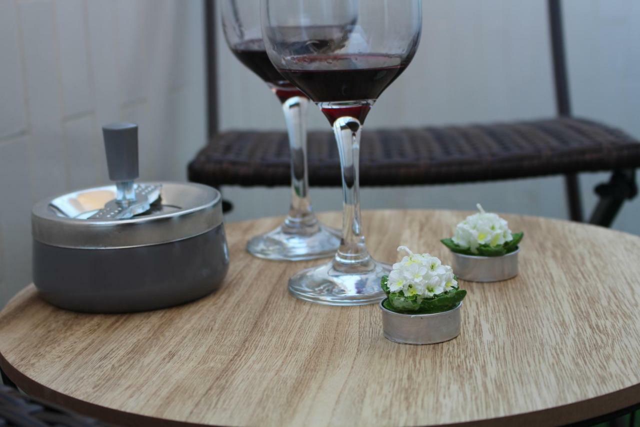 Invicta Flats - Oporto Apartment ภายนอก รูปภาพ